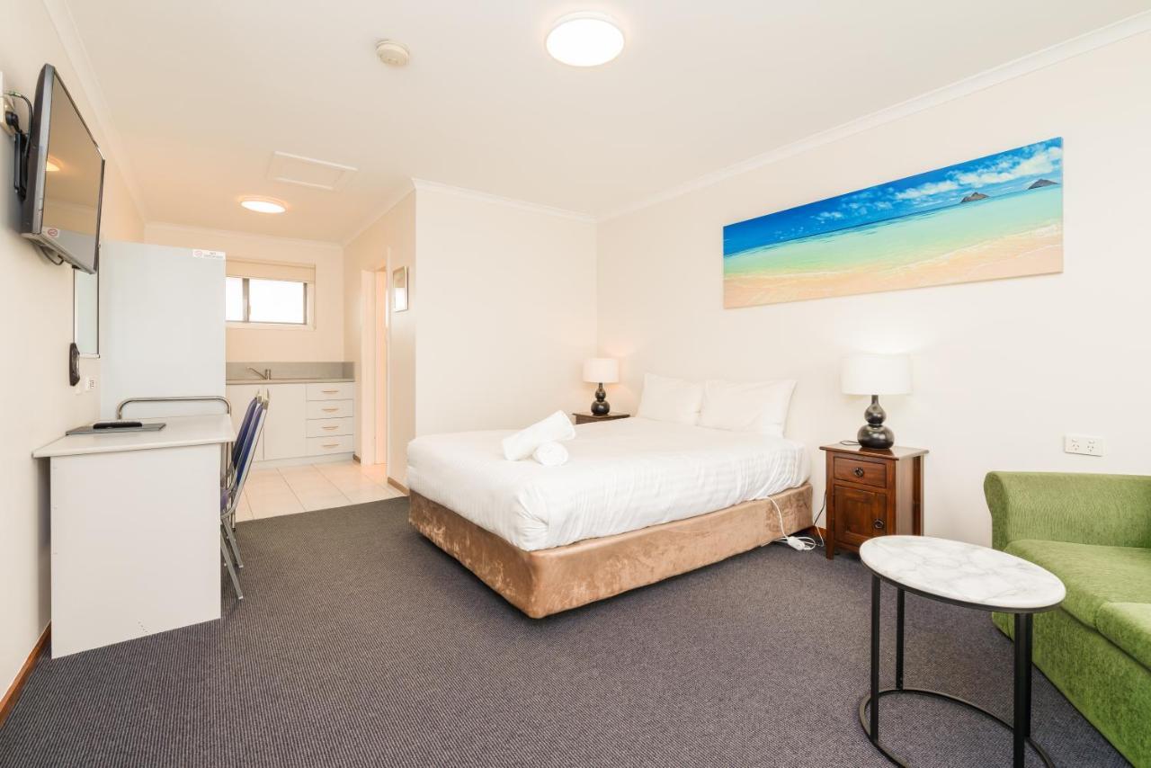 אולברסטון Seasonal South Motel & Function Centre מראה חיצוני תמונה