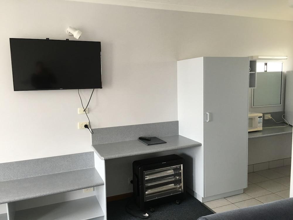 אולברסטון Seasonal South Motel & Function Centre מראה חיצוני תמונה