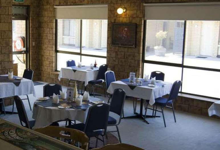 אולברסטון Seasonal South Motel & Function Centre מראה חיצוני תמונה